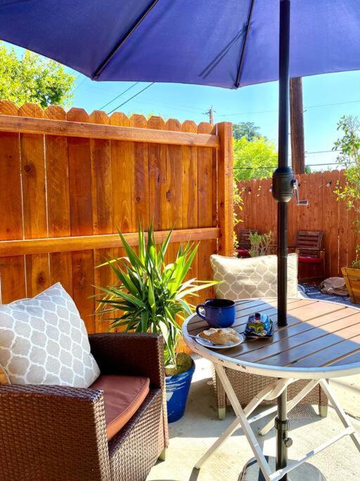 Hidden Gem La: 2Bd Guesthouse W/ Dreamy Backyard 로스앤젤레스 외부 사진